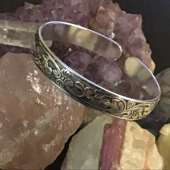 Jewelry - Cuff Bracelet